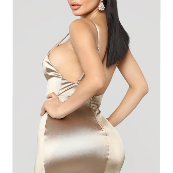 Fashion Nova Satin Mermaid Dress - Gold - Picture 5 of 6